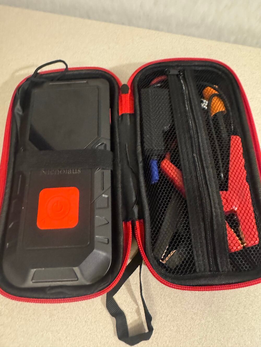 Nicholaus Portable Car Jump Starter Air Compressor Power Bank Tire Inflator Case